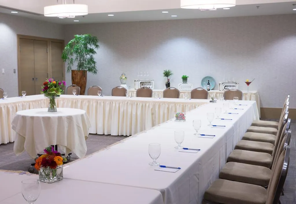 The Sidney Pier Hotel & Spa 4*,  Canada
