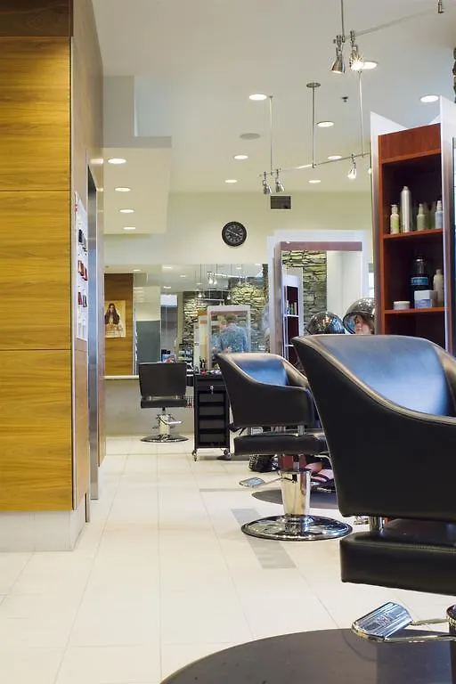 The Sidney Pier Hotel & Spa Canada