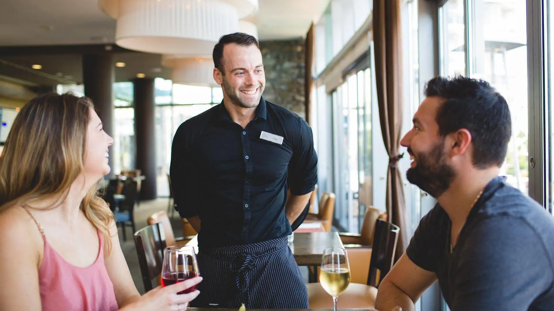 The Sidney Pier Hotel & Spa Canada